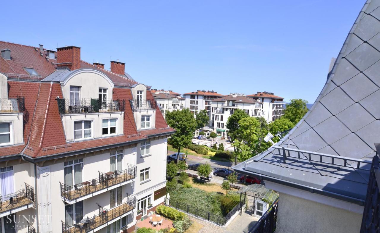 Promenada - Plaza 100M Apartment Swinoujscie Bagian luar foto